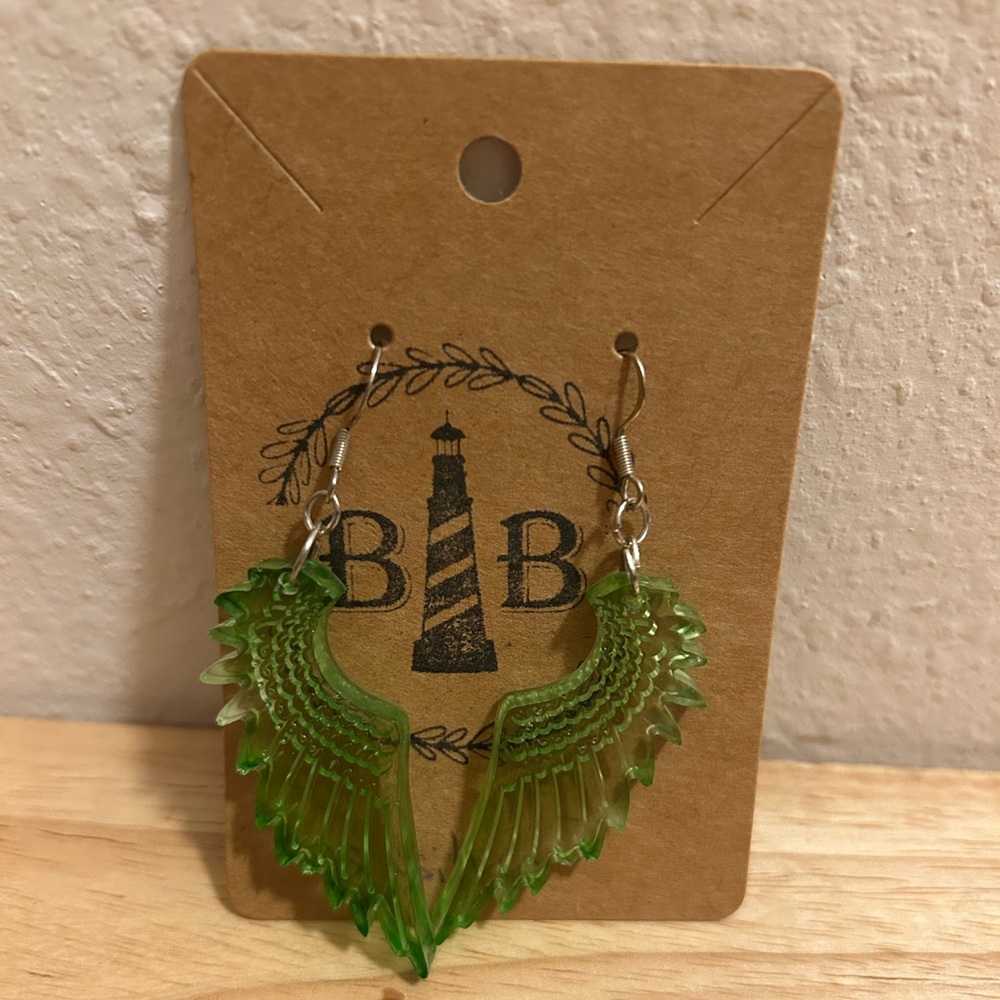 👼 Angel Wing Earrings